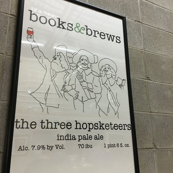 Das Foto wurde bei Books &amp; Brews Brewing Company von Susan I. am 9/16/2016 aufgenommen