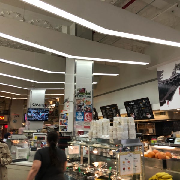 Delis 48 Rockefeller Center 17 tips from 596 visitors