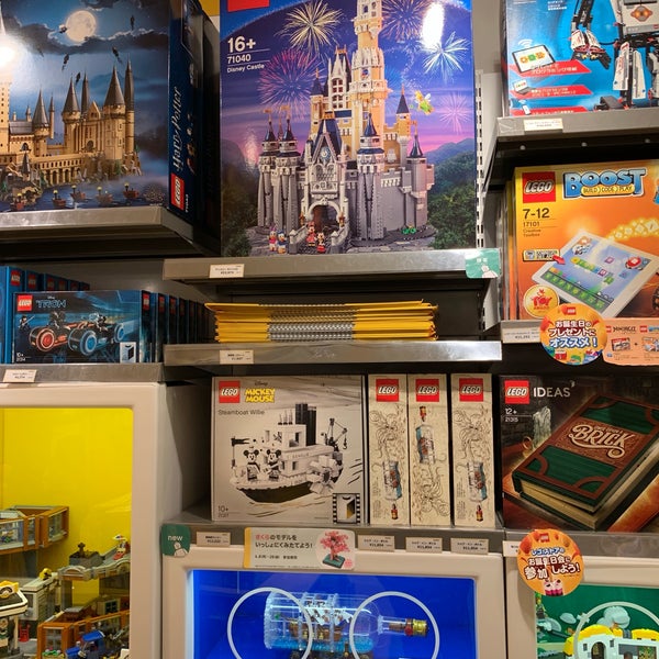 Photos At Lego レゴストア 二子玉川店 Toy Game Store In 世田谷区 Photos At Lego レゴストア 二子玉川店 Toy Game Store In 世田谷区