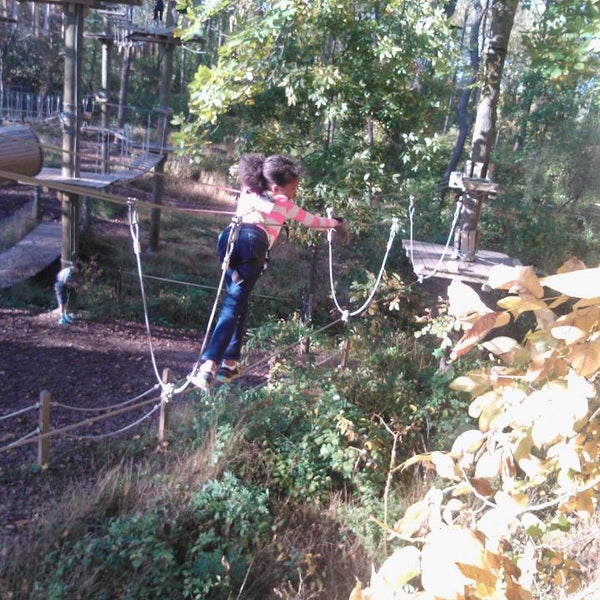 Photo taken at The Adventure Park at Sandy Spring by Clifton W. on 10/17/2014