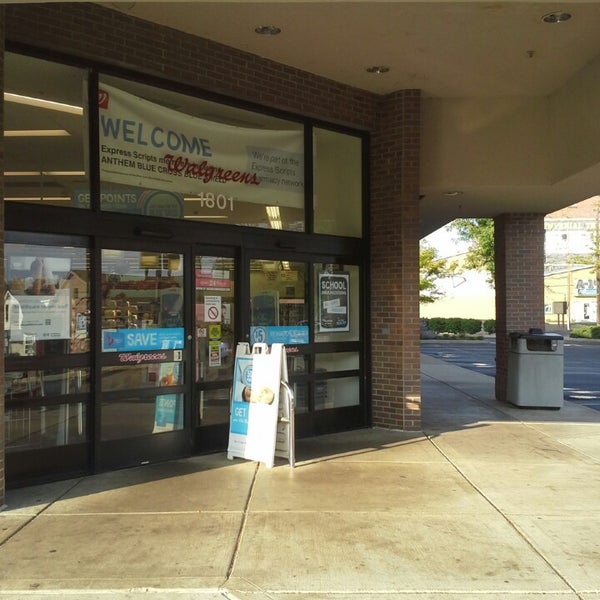 Walgreens Pharmacy in Lafayette