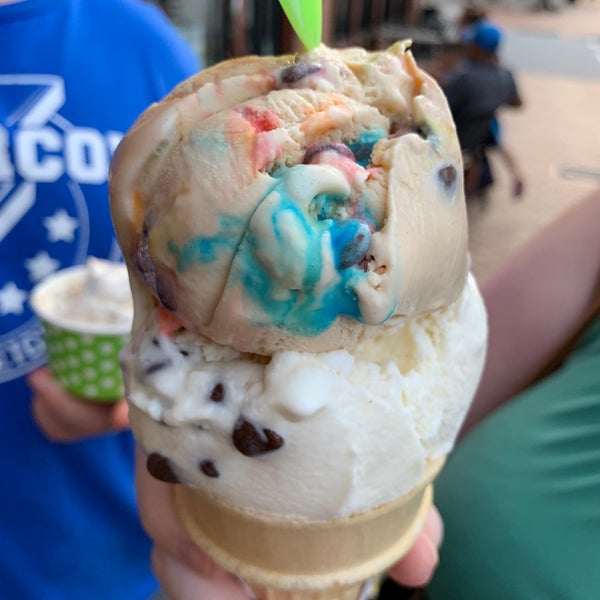 Foto scattata a Fresh Local Ice Cream da Christian A. il 9/15/2019