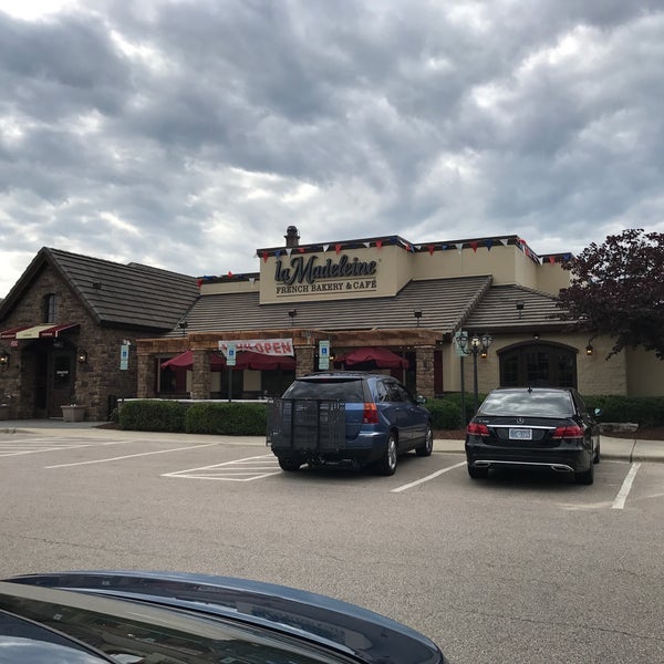 la Madeleine French Bakery & Café Plantation Point (Now Closed ...