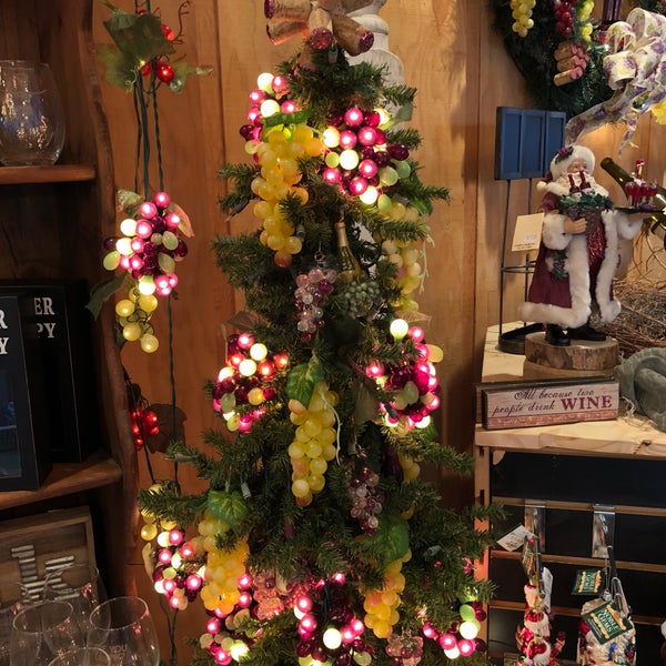 The Christmas Shop and Island Art Gallery - Manteo, NC