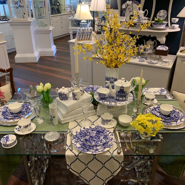 Williamsburg Craft House Gift Store in Williamsburg