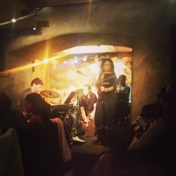 1/18/2015にDray F.がSugar Barで撮った写真