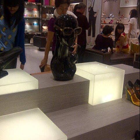 charles and keith pvj