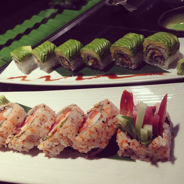 Photo prise au Ichi Sushi &amp; Sashimi Bar par Alexander H. le10/29/2013