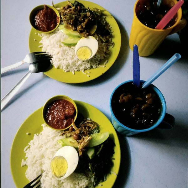 Nasi Lemak Farah Kota Bharu