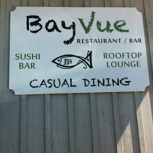 Photo taken at BayVue Restaurant/Bar by Johnny on 4/6/2013