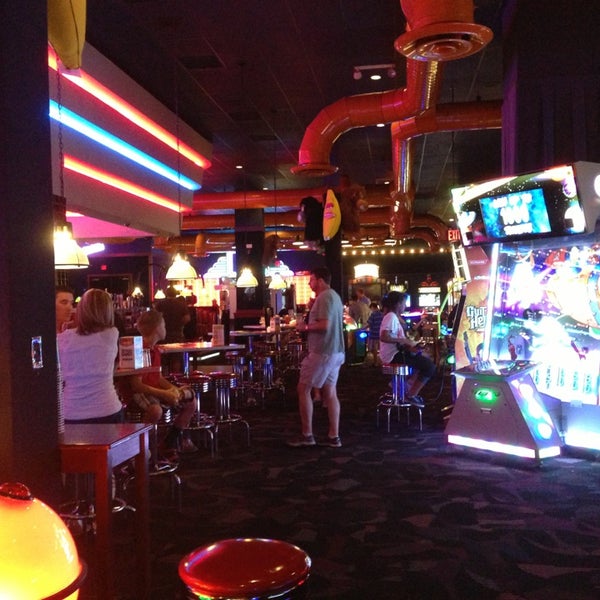 Photo taken at Dave &amp; Buster&#39;s by Brenda N. on 5/26/2013