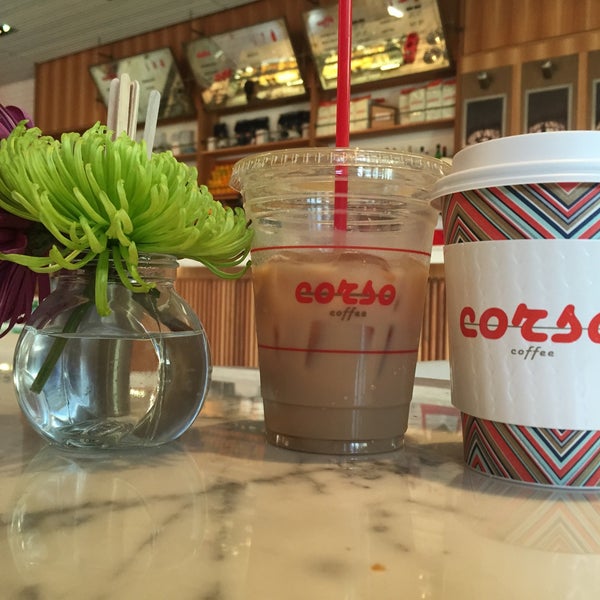8/8/2015 tarihinde Shari M.ziyaretçi tarafından Corso Coffee'de çekilen fotoğraf