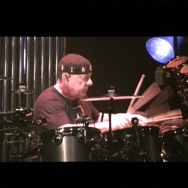 Regal Nitro Movie Theater in Cross Lanes