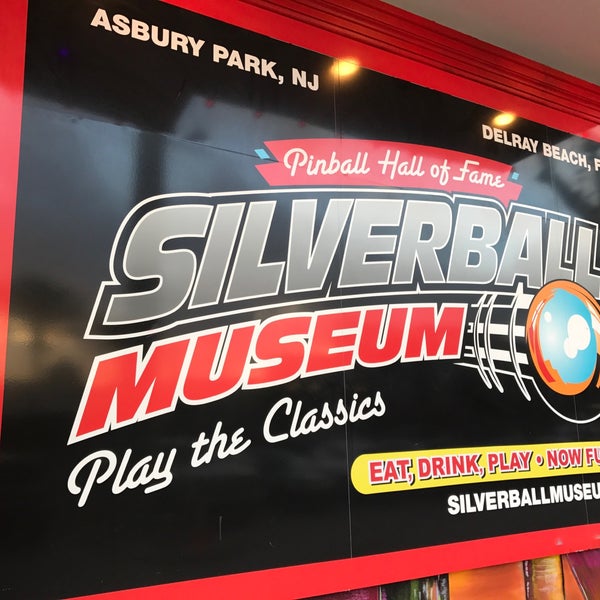 3/2/2017에 Jeremy T.님이 Silverball Retro Arcade | Delray Beach, FL에서 찍은 사진
