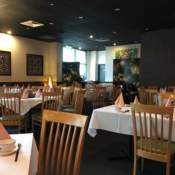 Harmony Lakeside Chinese Restaurant in Baulkham Hills