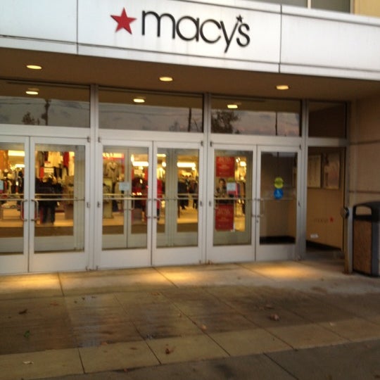 Macy's Outlet Store