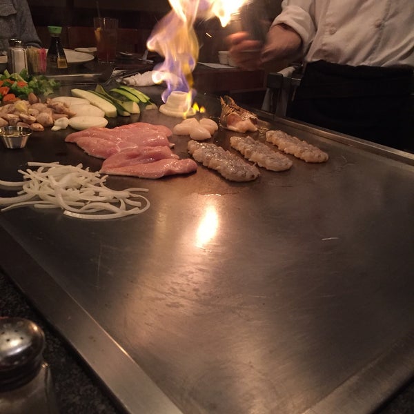 Das Foto wurde bei Japon Steak House &amp; Sushi Bar von Tai L. am 1/27/2016 aufgenommen