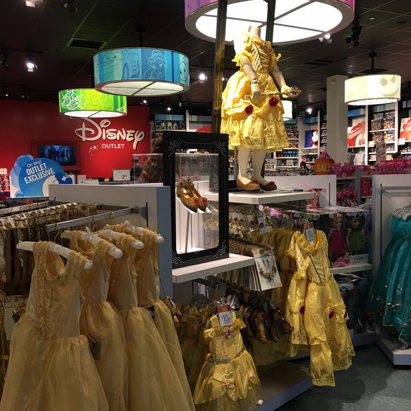 Disney Store Toy Store in Camarillo