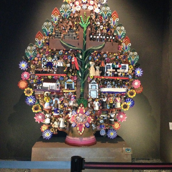 รูปภาพถ่ายที่ Museo Nacional de Antropología โดย Arzu K. เมื่อ 5/16/2013