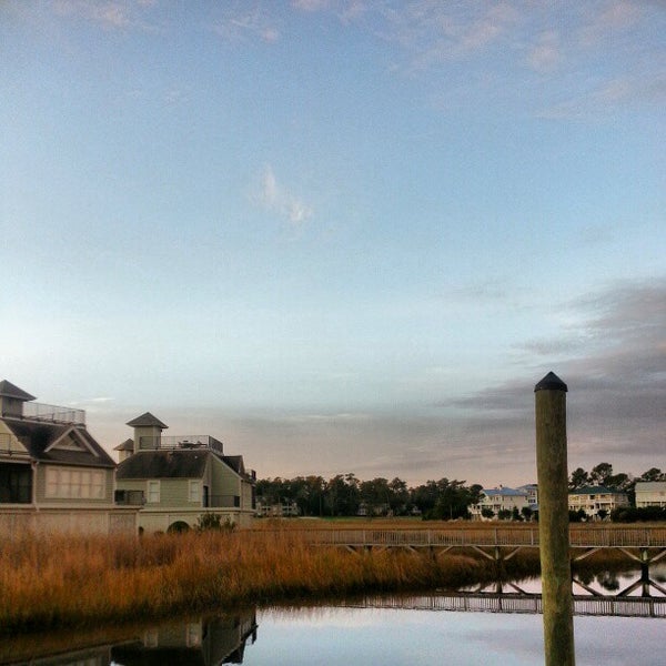 12/24/2012 tarihinde Pierre R.ziyaretçi tarafından Tidewater Golf Club'de çekilen fotoğraf