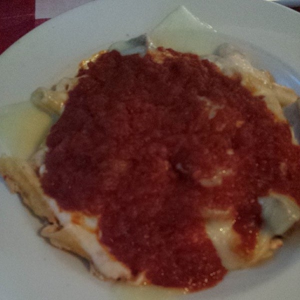 Photo taken at Mama Louisa&#39;s Italian Restaurant by Jennifer C. on 2/20/2014