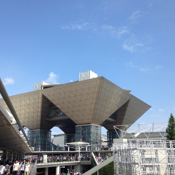 8/16/2015 tarihinde Takayuki K.ziyaretçi tarafından Tokyo Big Sight'de çekilen fotoğraf