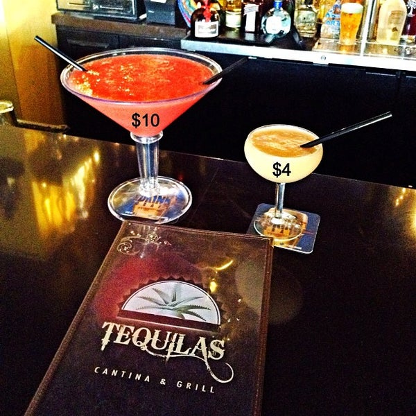 Foto diambil di Tequilas Cantina and Grill oleh Carlos R. pada 5/23/2013