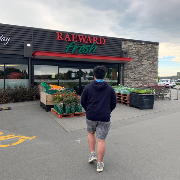 Raeward Fresh Grocery Store in Christchurch