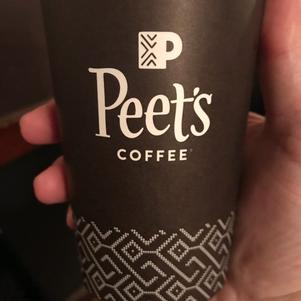 Photo taken at Peet&#39;s Coffee &amp; Tea by JEJOON P. on 2/3/2018