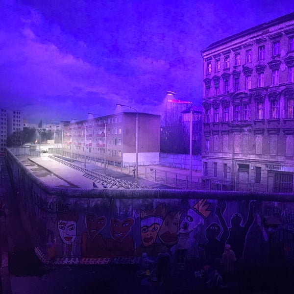 Das Foto wurde bei asisi Panorama THE WALL von Tobias P. am 11/20/2017 aufgenommen