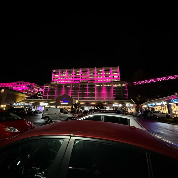 t-mobile-us-hq-factoria-12920-se-38th-st