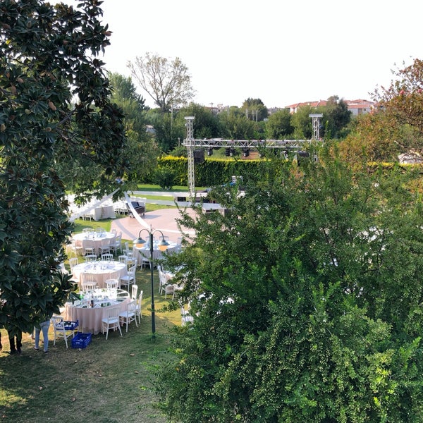 Foto tomada en Parc Cérémonie  por Aydin G. el 9/6/2019