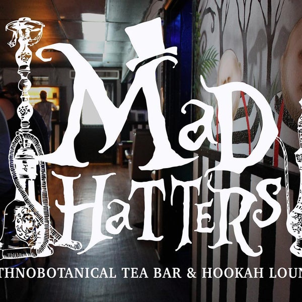 7/23/2015에 Levi L.님이 Mad Hatters Ethnobotanical Tea Bar에서 찍은 사진