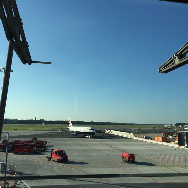 Foto scattata a Aeroporto di Amburgo Helmut Schmidt (HAM) da Ursula B. il 9/15/2016