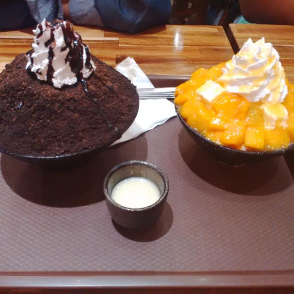 Das Foto wurde bei Bing Go Korean Cafe von Desnika P. am 11/7/2015 aufgenommen