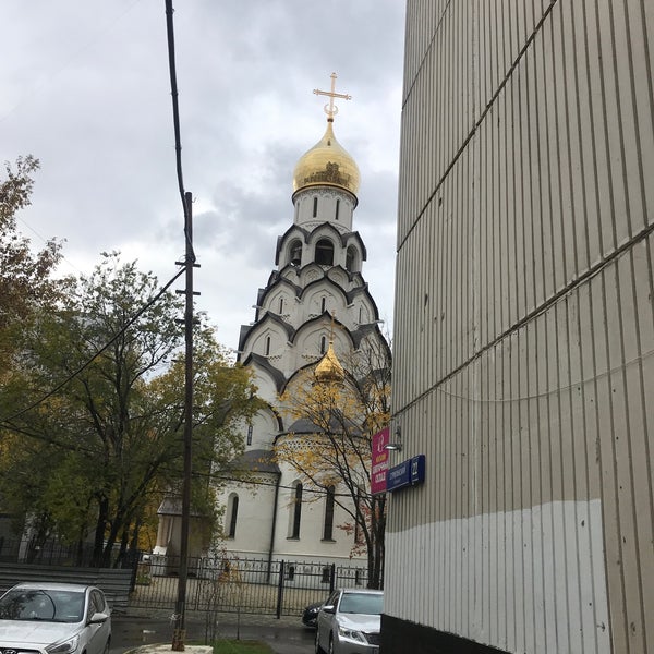 Храм новомучеников и исповедников в строгино расписание. Храм новомучеников в домодедово. храм новомучеников в строгино внутри. строгино храм выход. доброуут церковь русская.