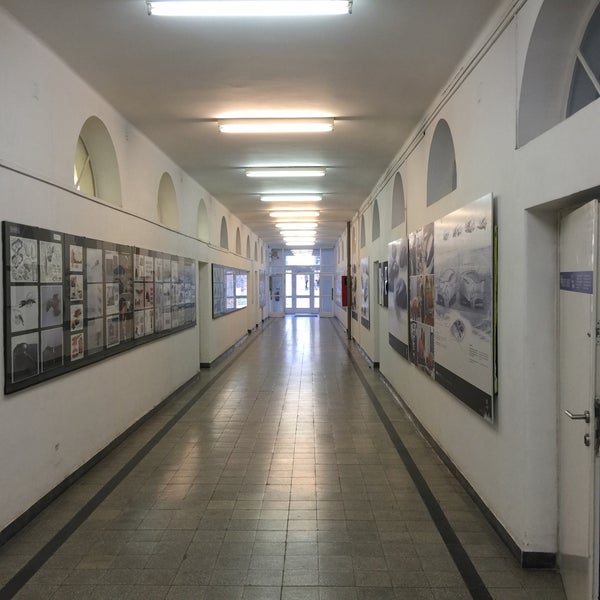 Photo taken at MOME Moholy-Nagy Művészeti Egyetem by Bela Ribillio S. on 11/26/2015