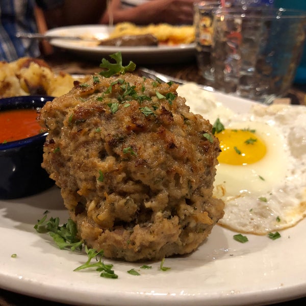 7/12/2018 tarihinde Zamarina P.ziyaretçi tarafından Red Gravy'de çekilen fotoğraf