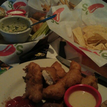 Photo taken at Chili&#39;s Grill &amp; Bar by Candace G. on 12/29/2012