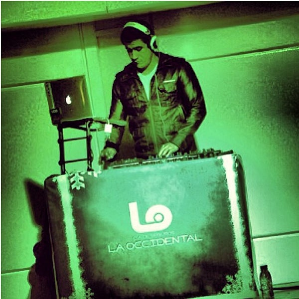 Salón Bolívar (Hotel Maracaibo) Av. 2 El Milagro