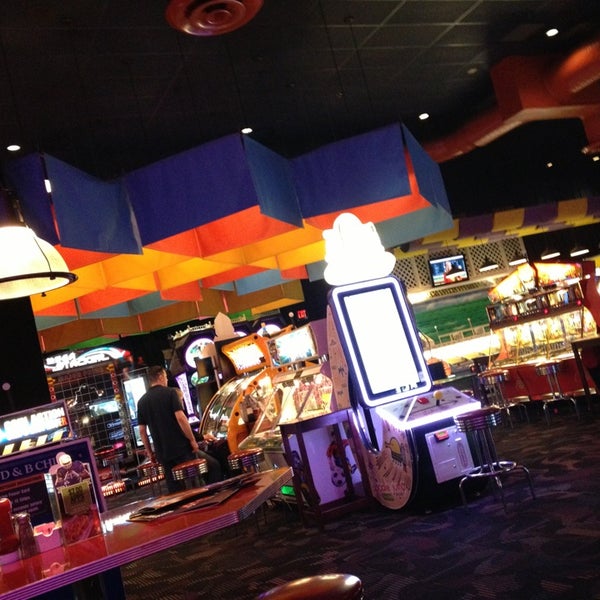 Photo taken at Dave &amp; Buster&#39;s by Miles B. on 1/23/2013