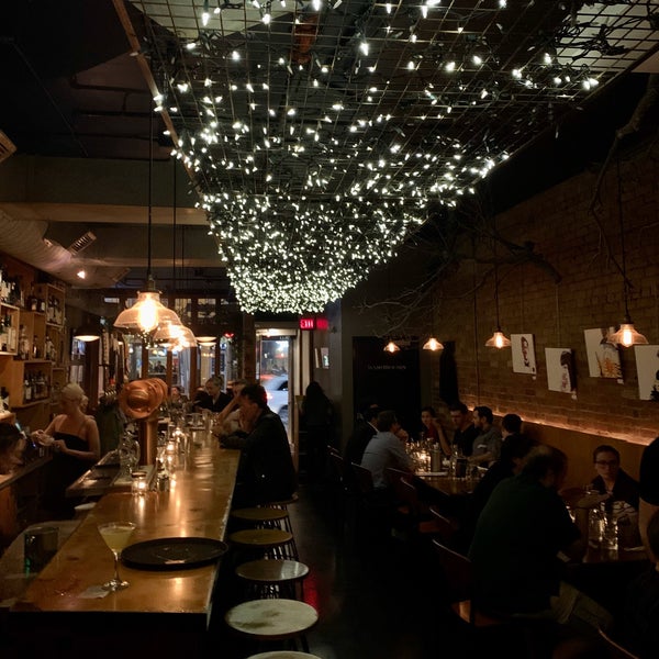 Foto tirada no(a) Insomnia Restaurant and Lounge por Sasha L. em 9/28/2019
