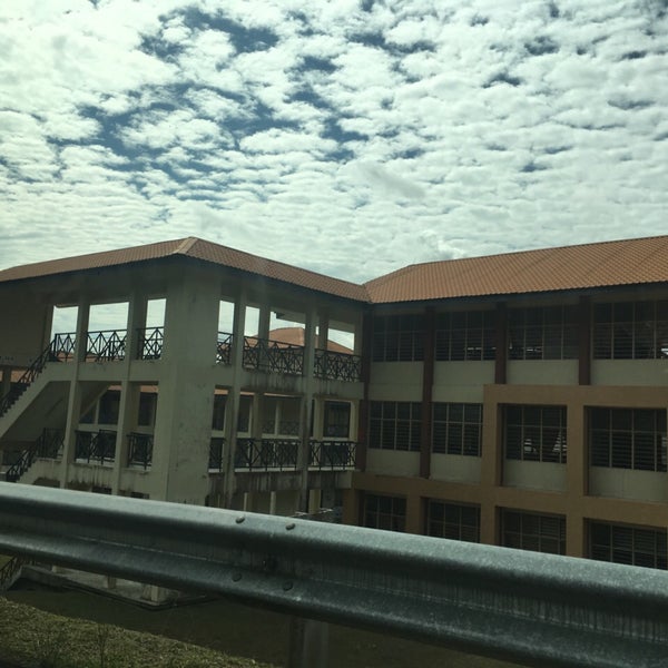 Smk Kapit No 2 Government Building