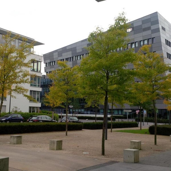 10/4/2013 tarihinde Hischam E.ziyaretçi tarafından INNSIDE Düsseldorf Derendorf'de çekilen fotoğraf