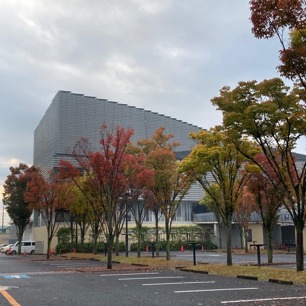 Photo taken at 鴻巣市文化センター クレアこうのす by satoshi on 11/2/2020
