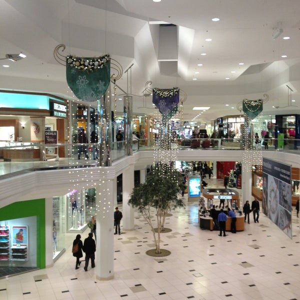 Photos at Twelve Oaks Mall - 27458 Novi 