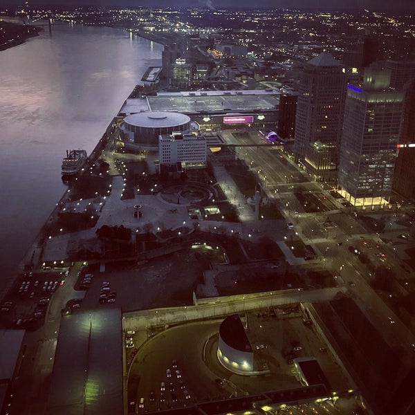Photo taken at Detroit Marriott at the Renaissance Center by Gregg P. on 1/7/2023