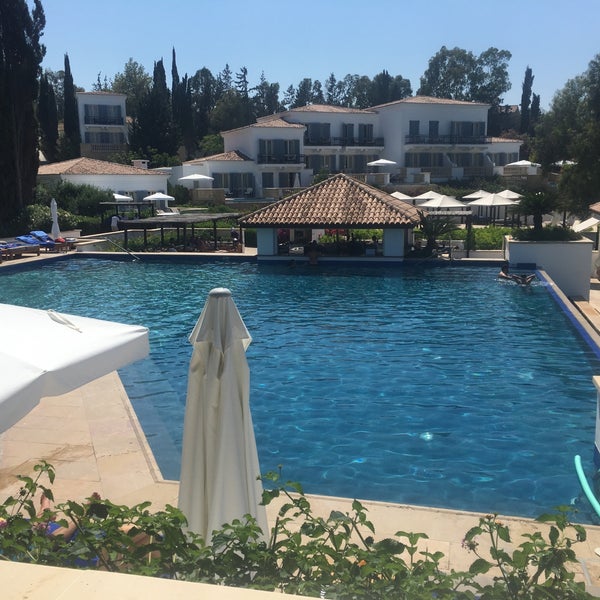 Daria frei in Anassa Hotel