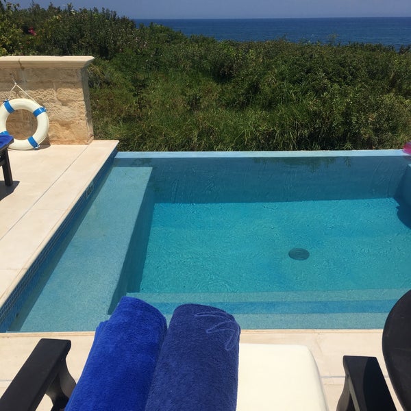 Daria frei in Anassa Hotel