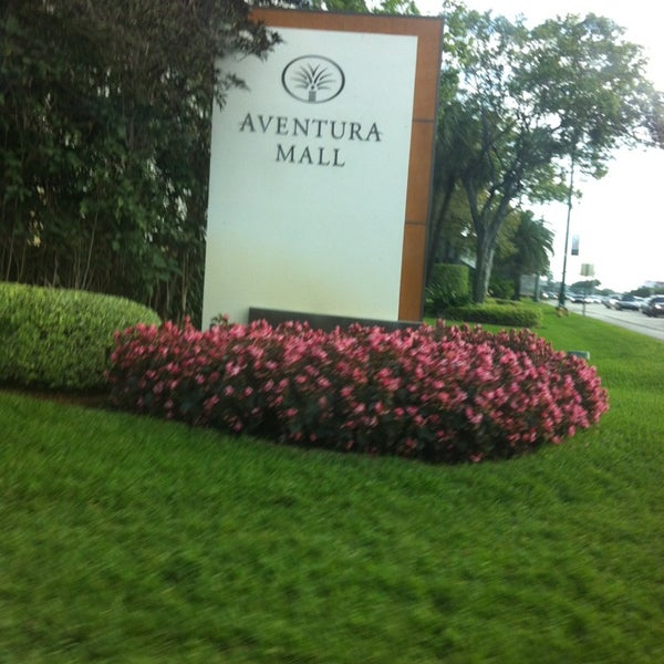 Photos at Aventura Mall Parking Garage - Aventura, FL